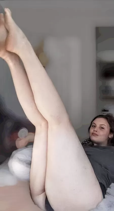 Do you want me, baby? by Full_figured_vixen