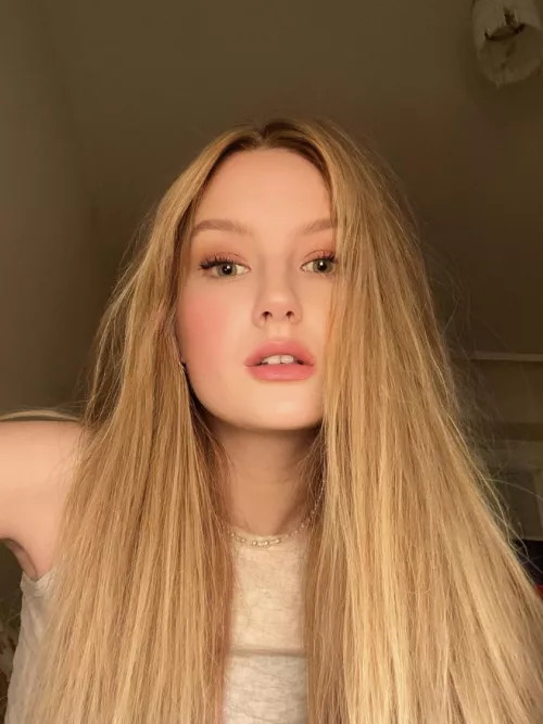 Do you want this blonde ? 😈 by Venera_not_venera