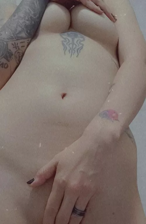 Do you want this tiny and hot body just for you? [Selling] - Cock rates and more, I have discounts In GFE this weekend, come here and find a nice and hot girl ready to you daddy / kik: Kattvon by KattVon