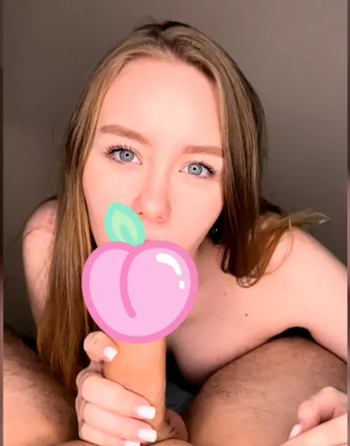 Do you want to feel my mouth? by avery_trin