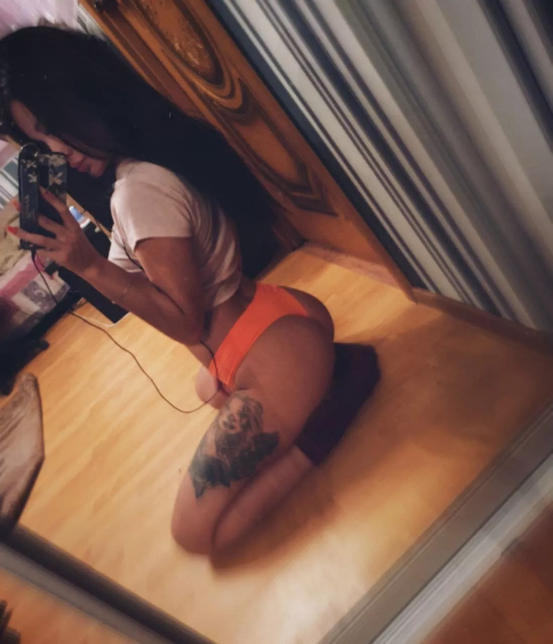 Do you want to get to know me better, baby?🙈🖤 posted by Responsible-Might607