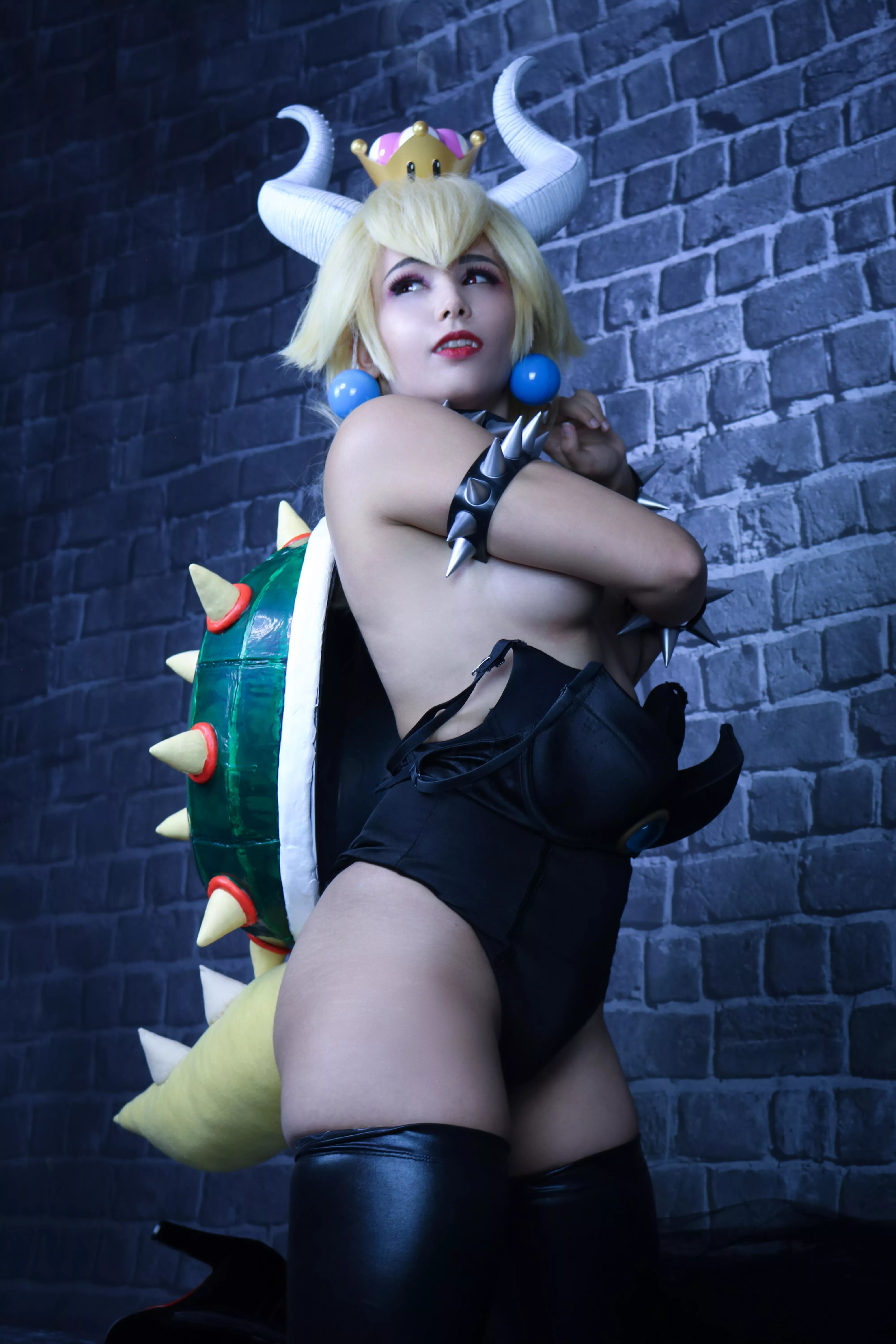 Do you want to help Bowsette undress? (By Gunaretta) posted by Gunaretta