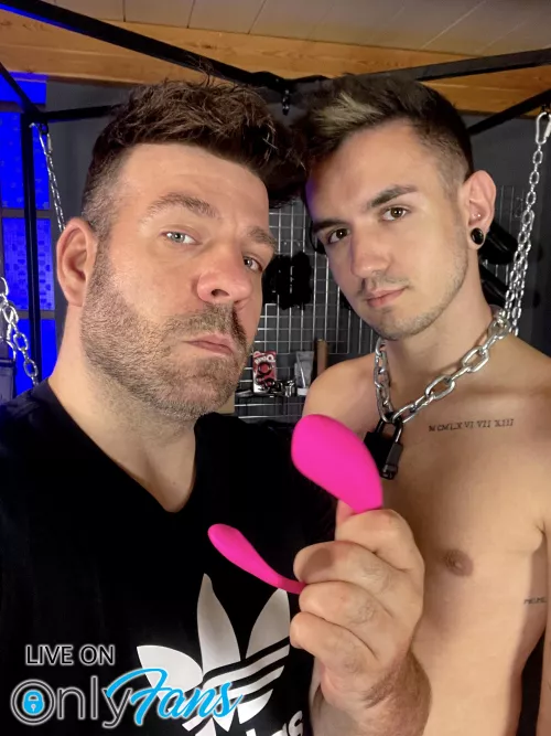 ⚠️Do you want to raise my #slave? This sunday LIVE!🔥 Control the vibrator in his ass from your cell phone!😈 He can't do anything about it, and remember, he has been living in #chastity for more than 60 days! Join now! 😈 by masterchrisxxx