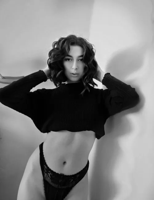 Do you want to see my nudes? by Jasmineyours