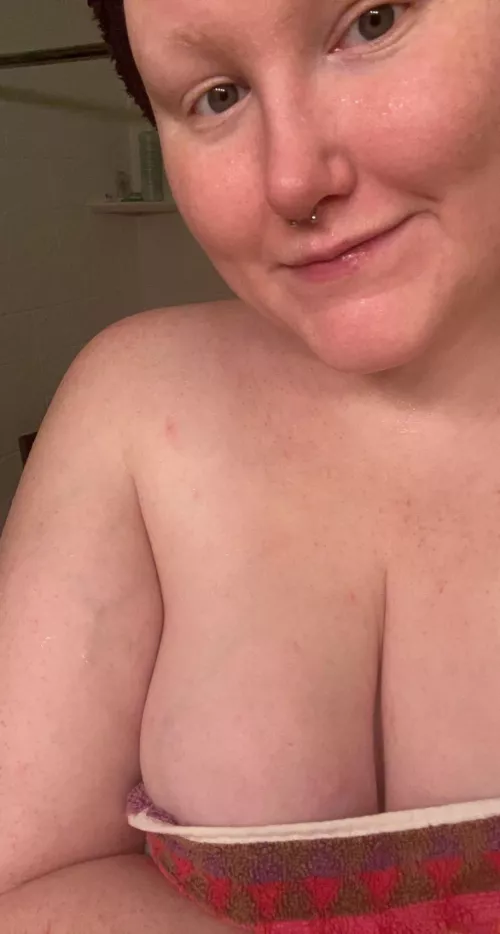 Do you want to shower with me?? by mahonrac000