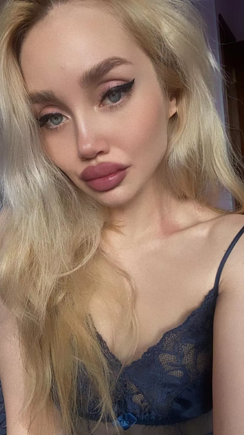 do you want to spend the evening with me? 😘🤪 posted by Narrow_Letterhead_95