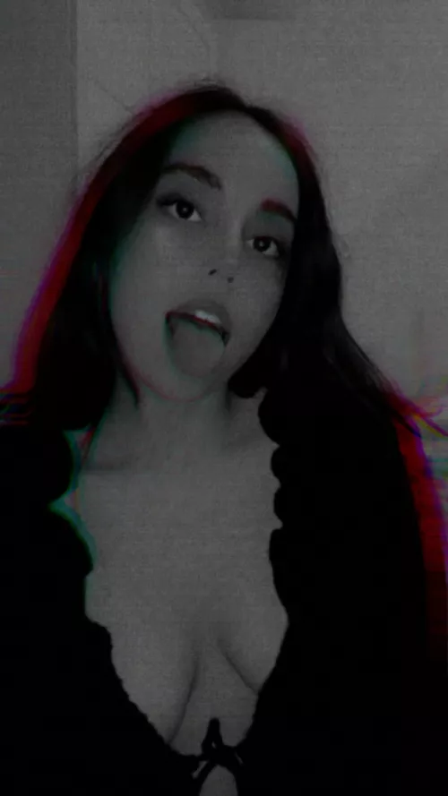 Do you want to undress me? Pleaseee by mxxnlxghtbae