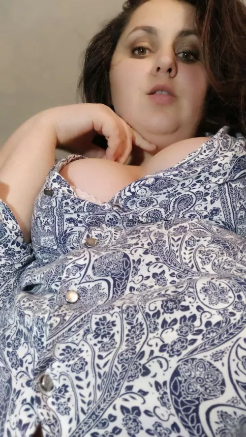 Do you want to visit me and watch porn on reflection in the mirror? by povetrula