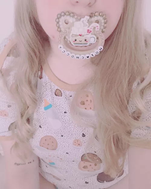 Does anyone else like hot chocolate? by thesoftestpuppyushio