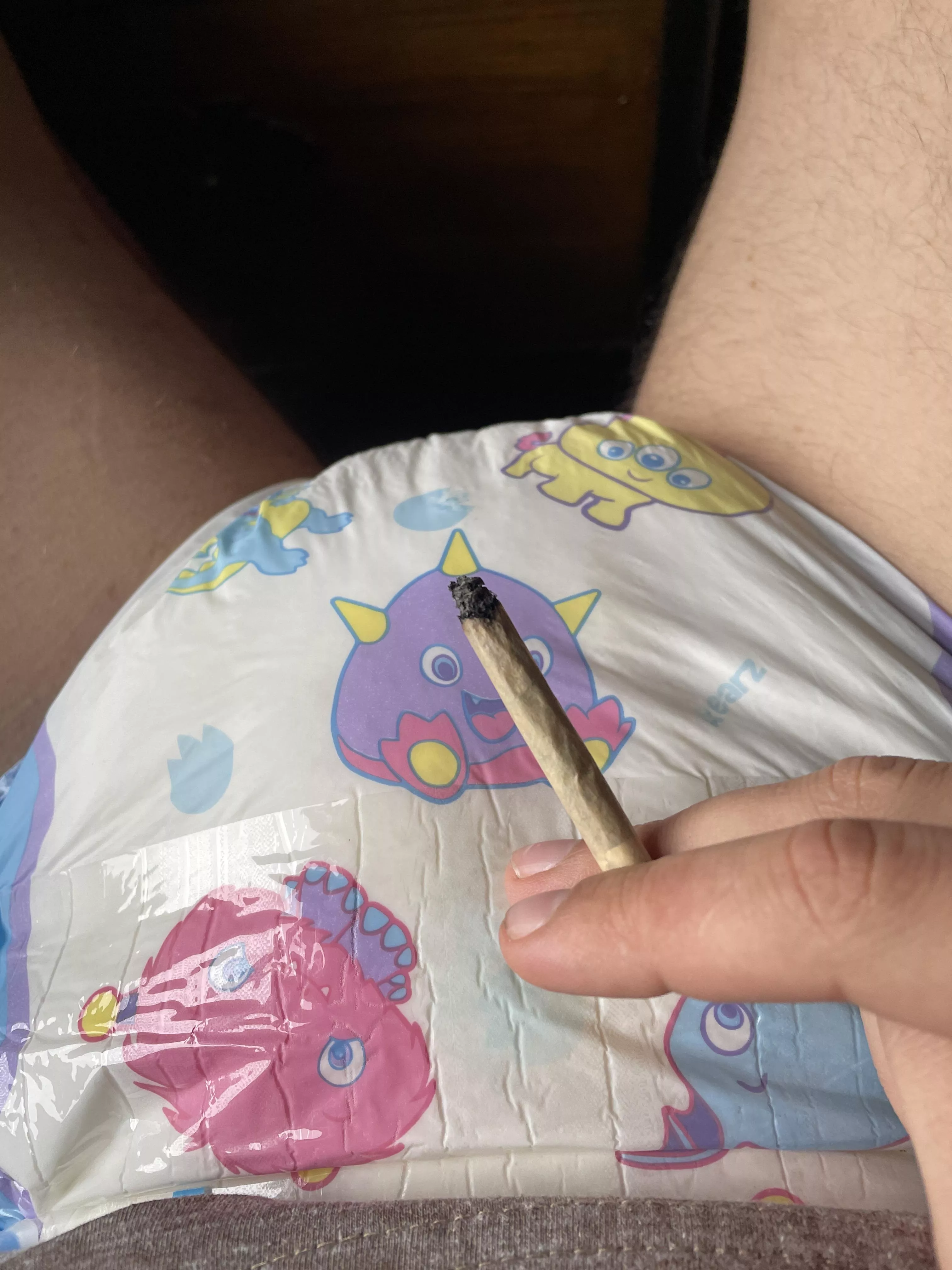 Does anyone else like to mix weed and diapers? posted by babyandrew12