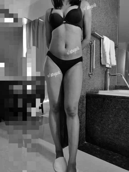 Does anyone here remember me ? [F] by Anyavik