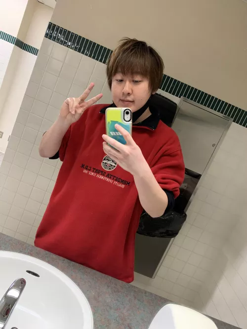 Does anyone here want to play video games with me?🎮 or just talk lol I only have Switch tho by autumnmountain13