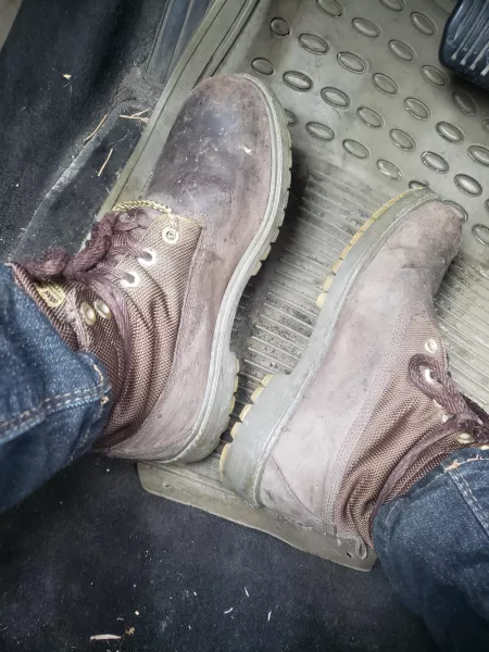 Does anyone know the identity of these timberlands. They came with the gold chain and have lasted me 8-9 years now. by mileendxxk