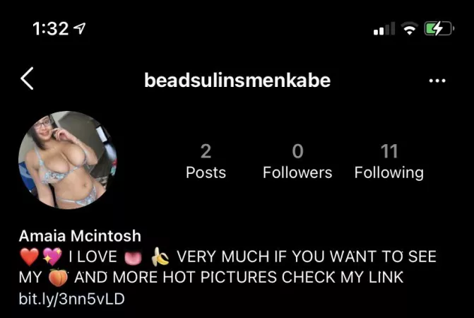 Does anyone know who this is people keep making fake accounts with her pictures by Fabulous-Split3355