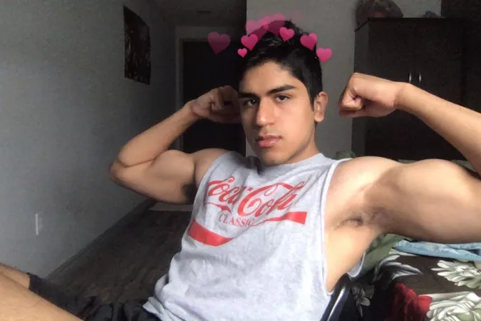 does anyone wanna play league? by thankunex