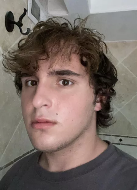 Does anyone wanna snuggle and play video games together 🙄 by Inevitable-Gate7721