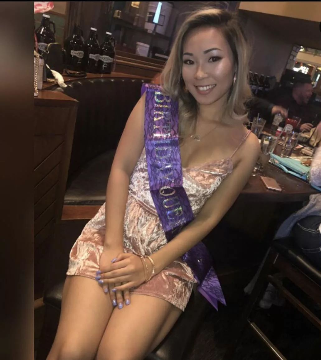 Does daddy like Thai girls? 💕 posted by kaylaa_krump