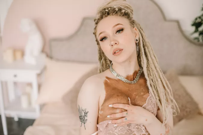 Does it look good enough to fuck? by JulieSuzume