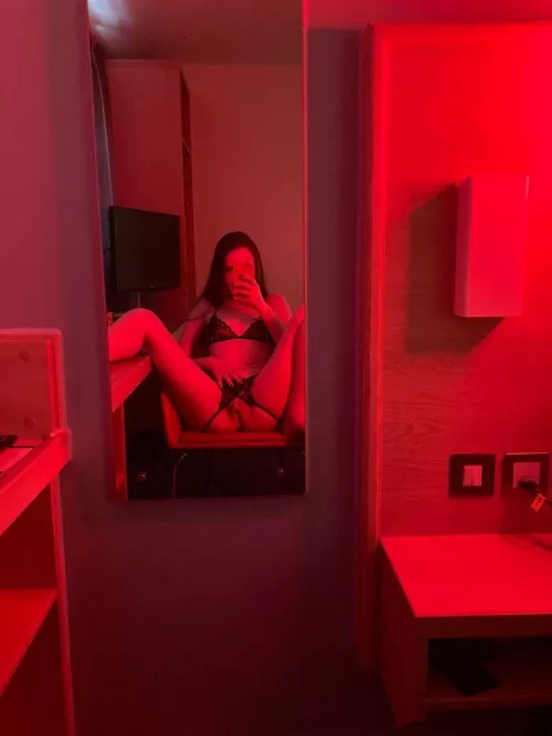 Does it make you hard when I spread my legs for you? by Sxarlettrose