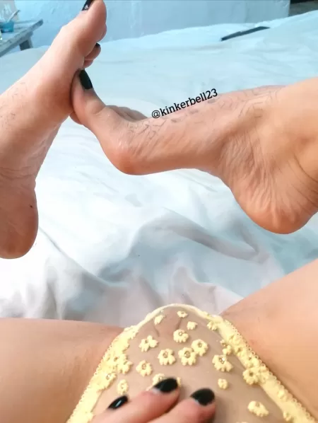 Does my arch turn you on? by Kinkerbell2307