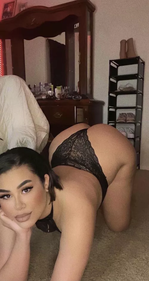 Does my ass look good enough to cream pie? by nopineapplepizza