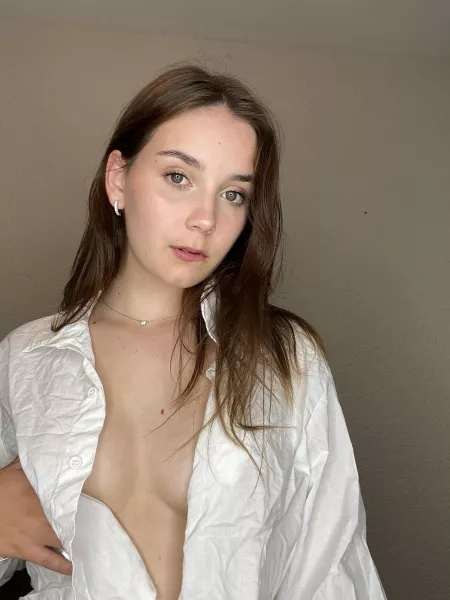 Does my deepthroat streaming eyes turn you on? 😇 by haileyallen18