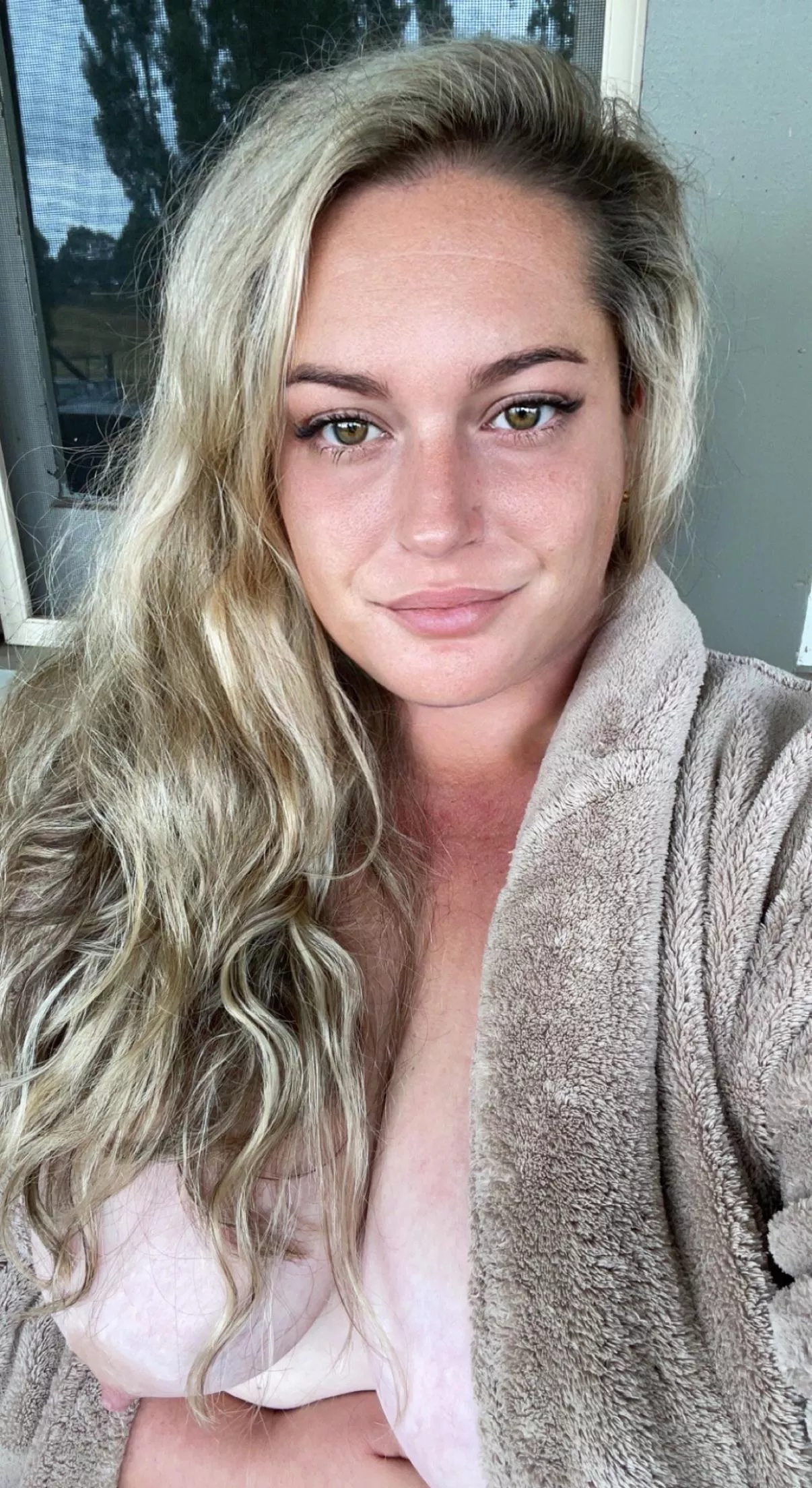 Does my front verandah count? 😜 posted by CountryCurves89