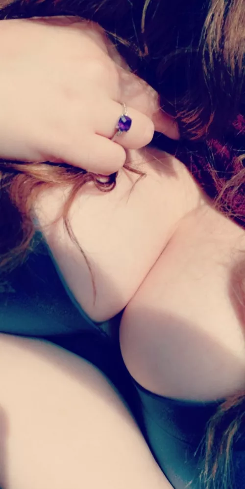 Does my ring make my boobs look big? by CScouple14