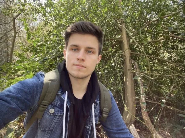 Does somebody want to keep me company on my day off? (23 Germany) by NdbBE22