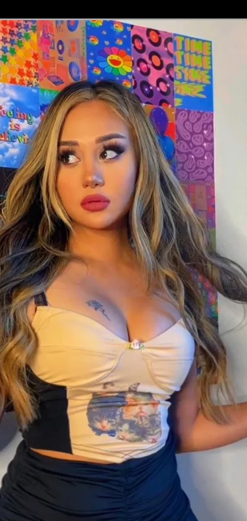 does someone wanna talk about her? by AdImpossible2681