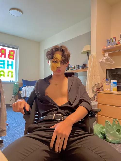 Does the phantom of the opera smoke? by Jamesk1msey8