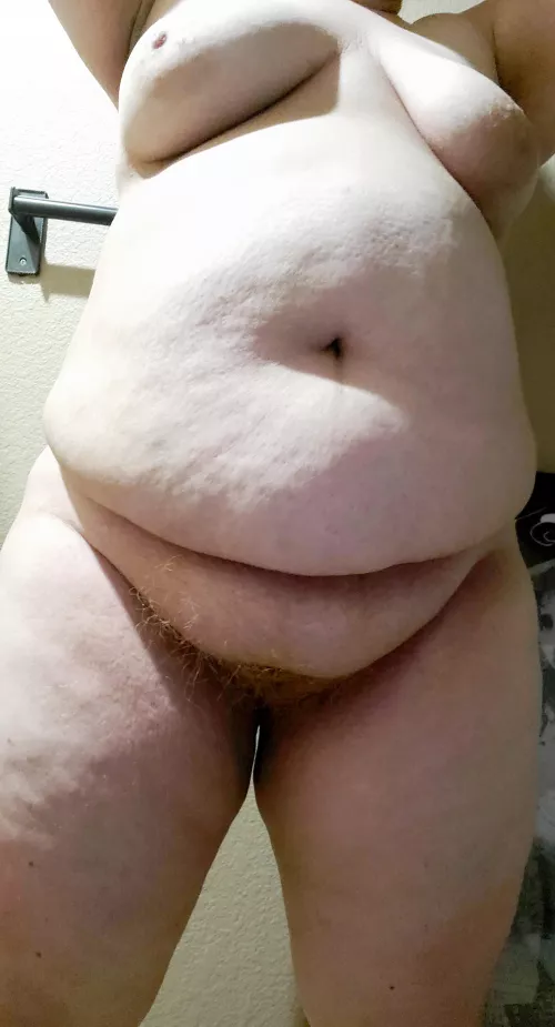 Does this count as a thigh gap 😋 by gebamami