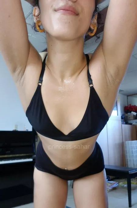 does this excite you? 😈 by princess-sahar