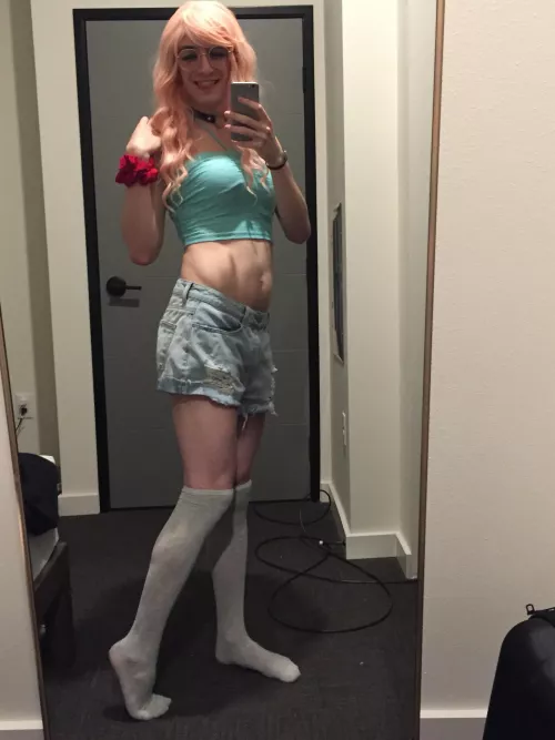 Does this look work for me? by guessImLuna