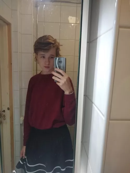 Does this photo look good? I honestly can't decide if it does or not lol by OneAngryGaymer