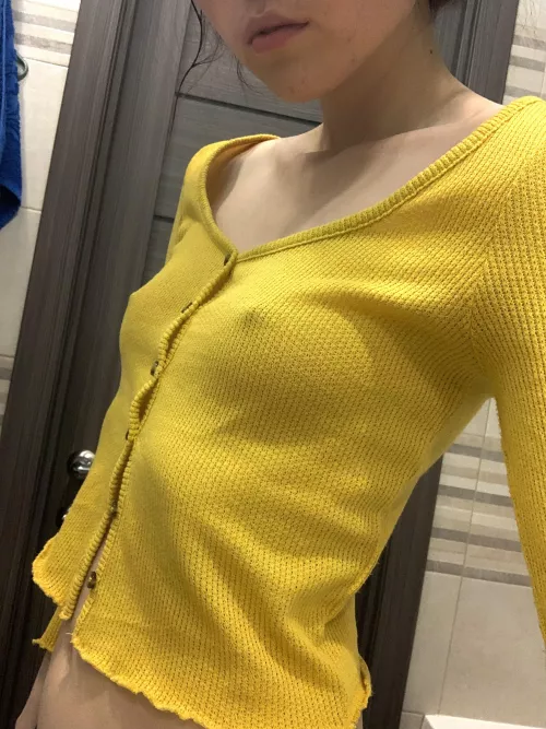 Does this yellow color look good on me ? by oh_danix