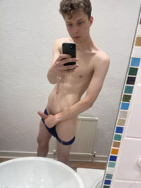 Does weed make you guys Horny? 😍 by 420_stonerr_bonerr