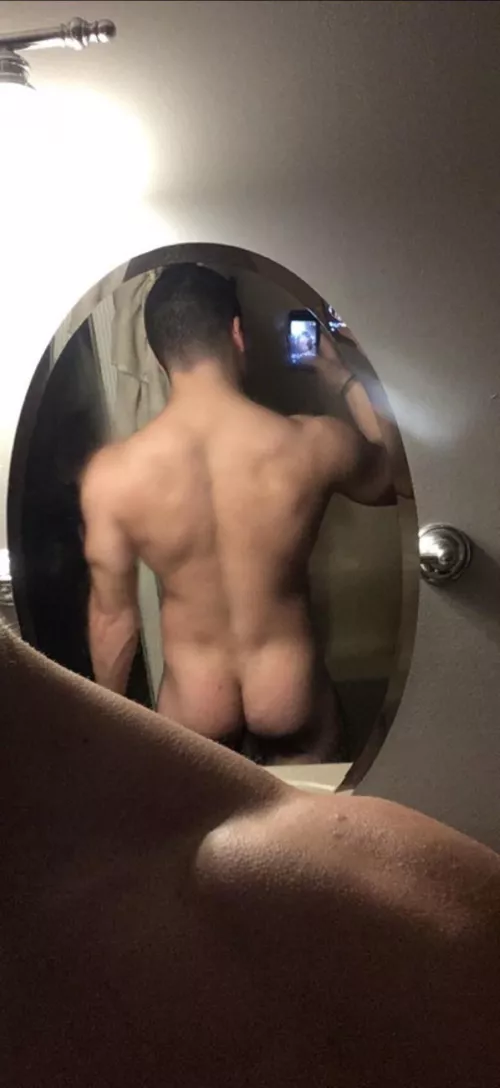 Doing more squats by criswfps