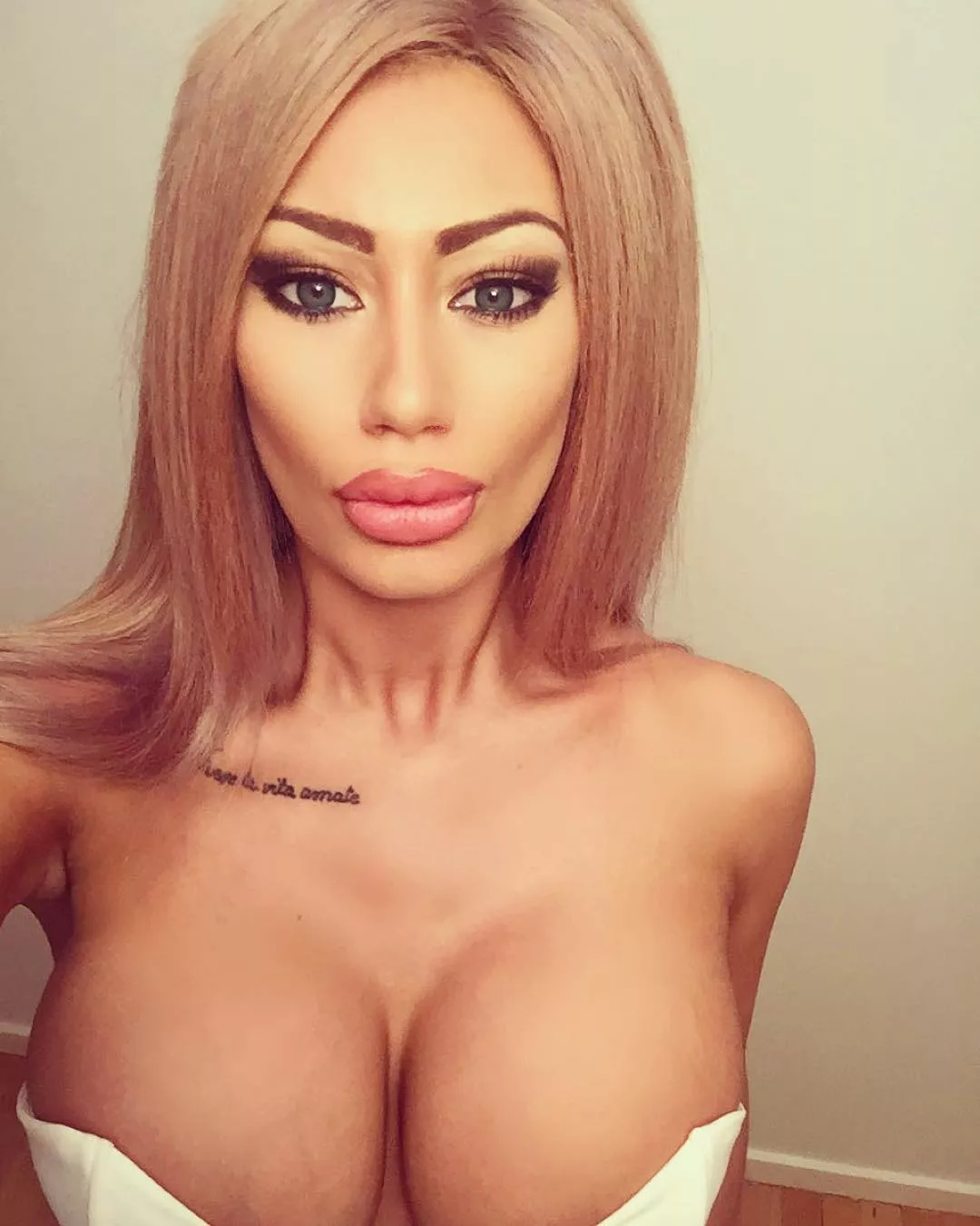 Doll face posted by NeedMoarBoobs