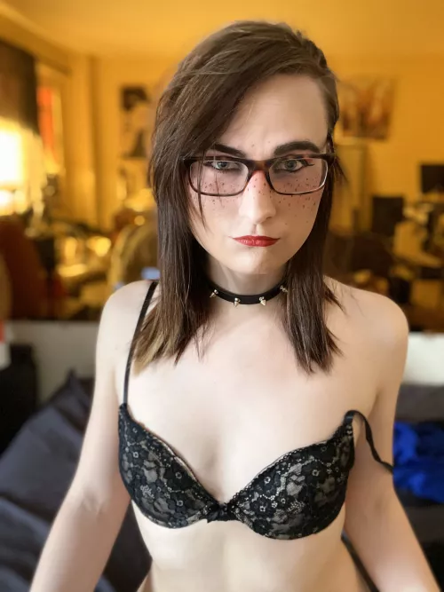 Doll mode. by AvaShade