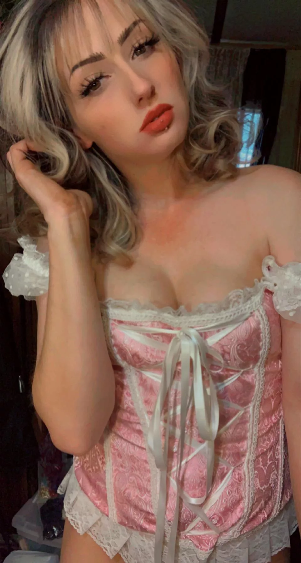 Doll-like 🎀🧸 (OC) posted by Icy_Information3915