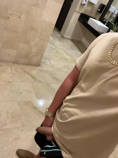 Dominican resort bathroom by gps2791