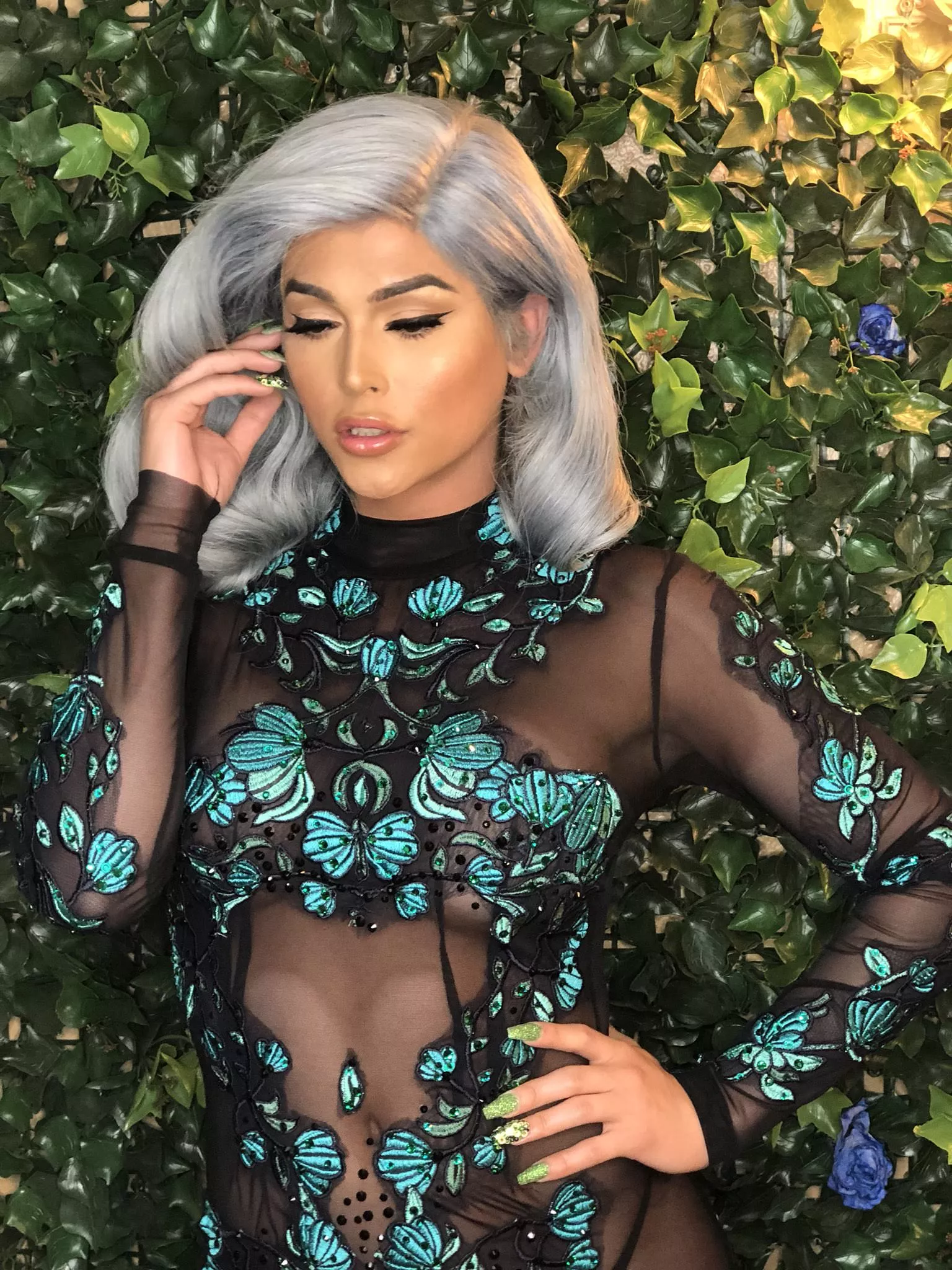 Domino in a sexy dress posted by 1001happynights