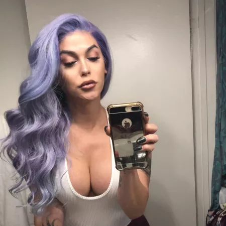 Domino Presley Selfie by 1001happynights