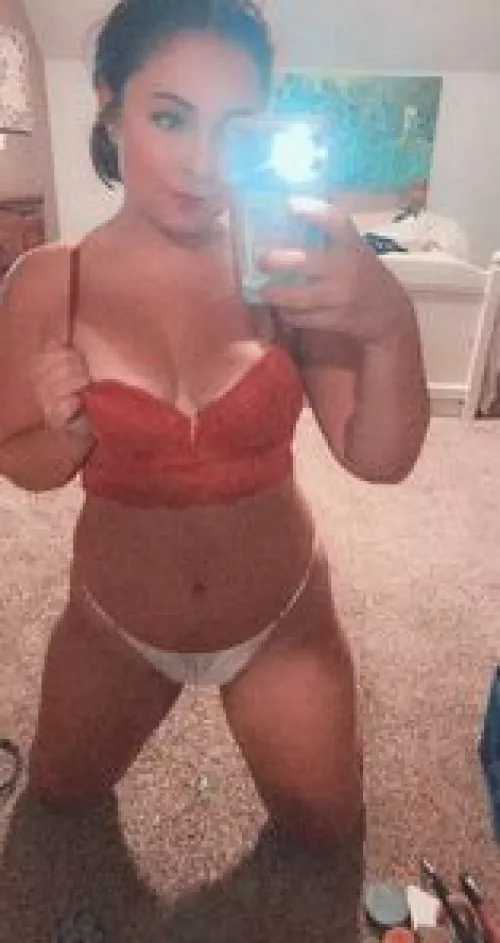 [domme] add me on my sn@p jess.spencer77 if you want o be my little slave. first upvote gets a reward :***'!! by nangalezorl