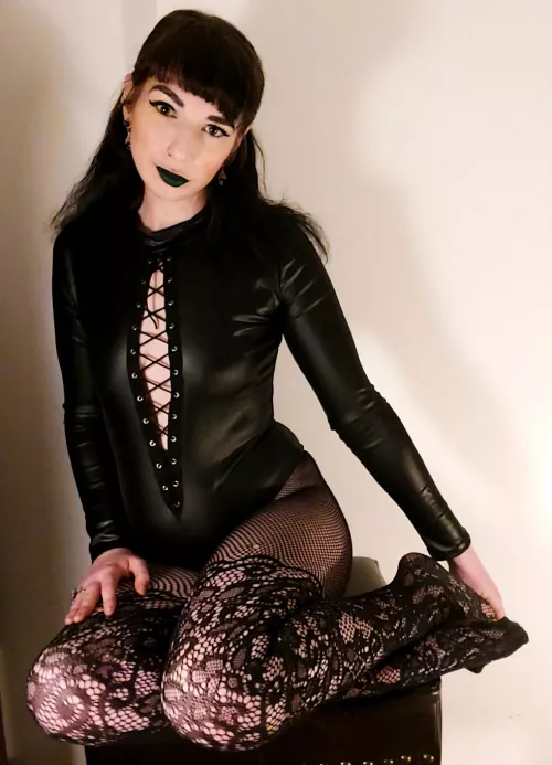 [Domme] I am the only thing that matters. If you held any value, I wouldn't have been created so far above you. You were born to be nothing but my lowly and pathetic slave. by ladylavender333