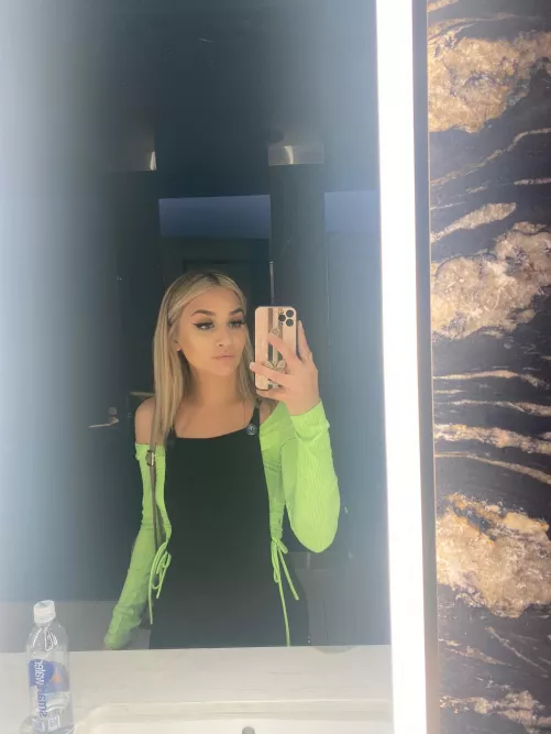 [domme] I WANT TO DRAIN U OF EVERYTHING. I OWN YOU. 🤣🤬 by Vayduhluv