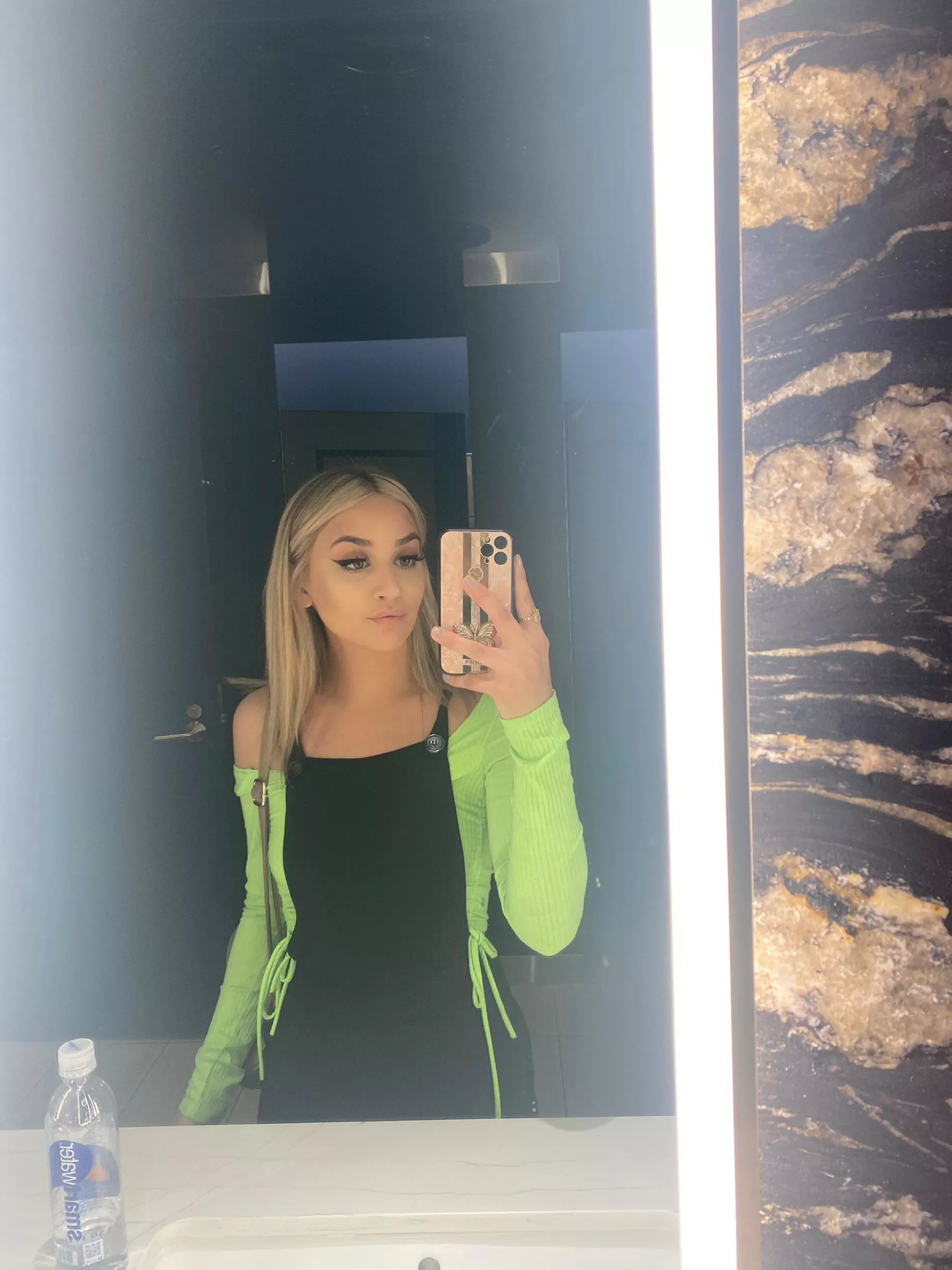 [domme] I WANT TO DRAIN U OF EVERYTHING. I OWN YOU. 🤣🤬 posted by Vayduhluv