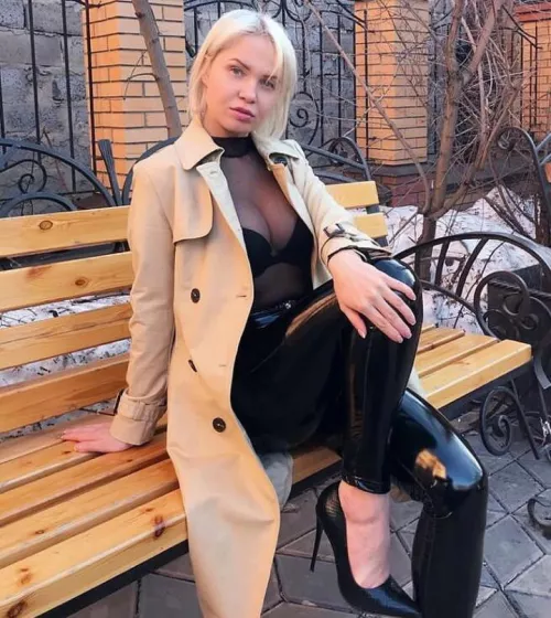 [domme] I'm here to own you 💕💕💕♥️💕 by mommy_alex66