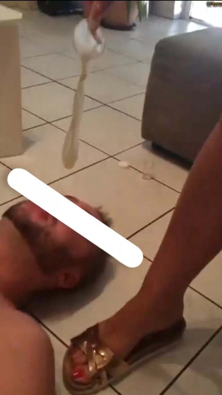 [Domme] Making him eat my fit young bull’s cum ✨✨ posted by Beverley-rosethorn